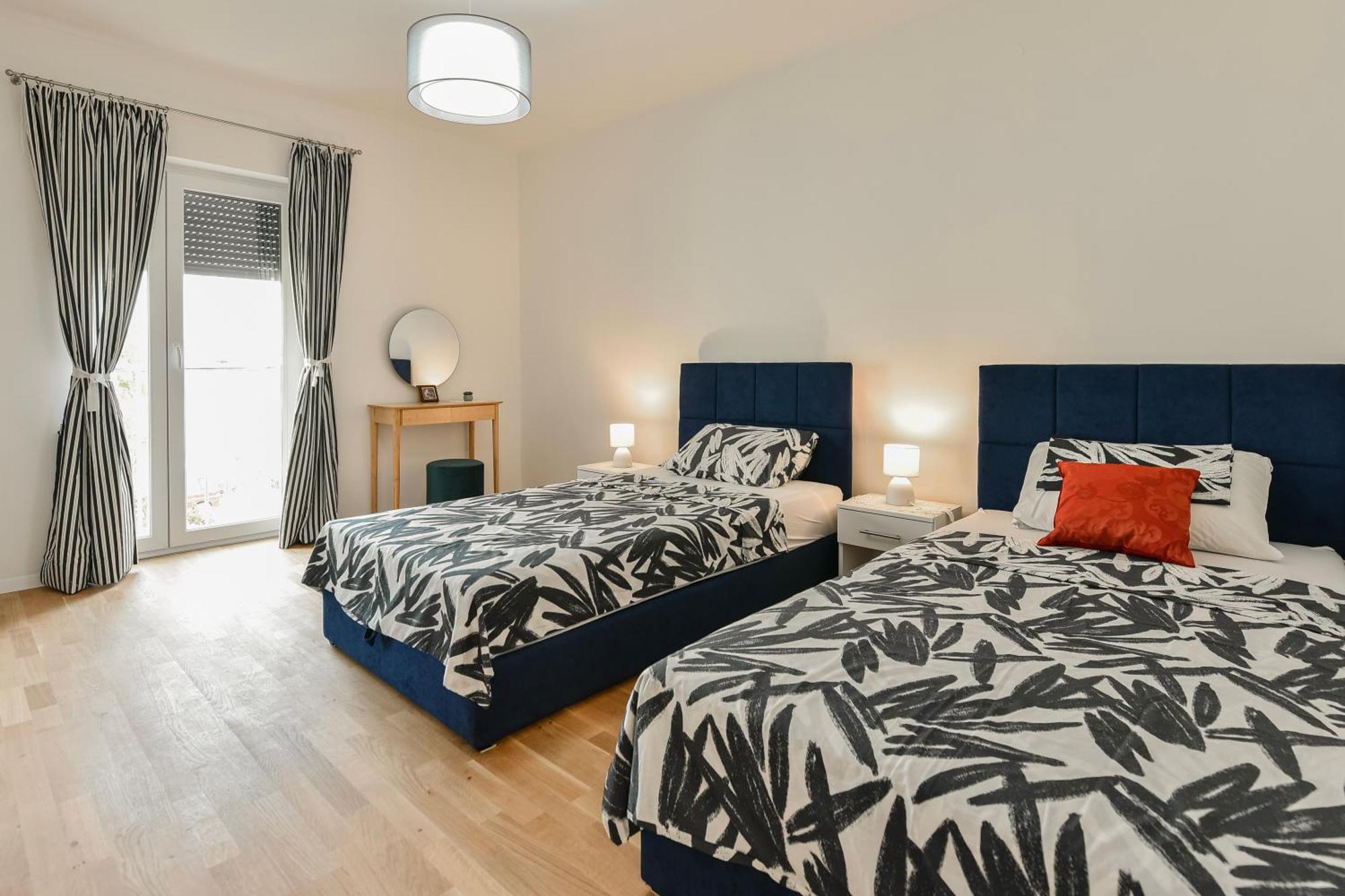 New Luxury 3 Bedroom 4 Air Conditioners Zadar Eksteriør bilde